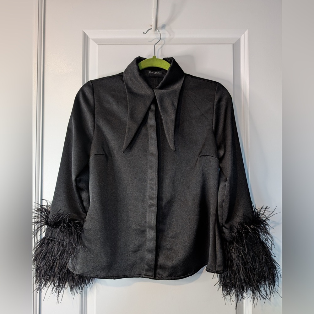 CIAO by CC Women’s Silk Blend Black Oversized Collar Button Down Feather Detail